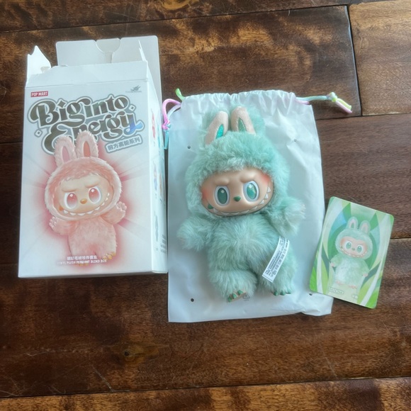 POP MART Accessories - Pop Mart Labubu Big Into Energy Confirmed Serenity